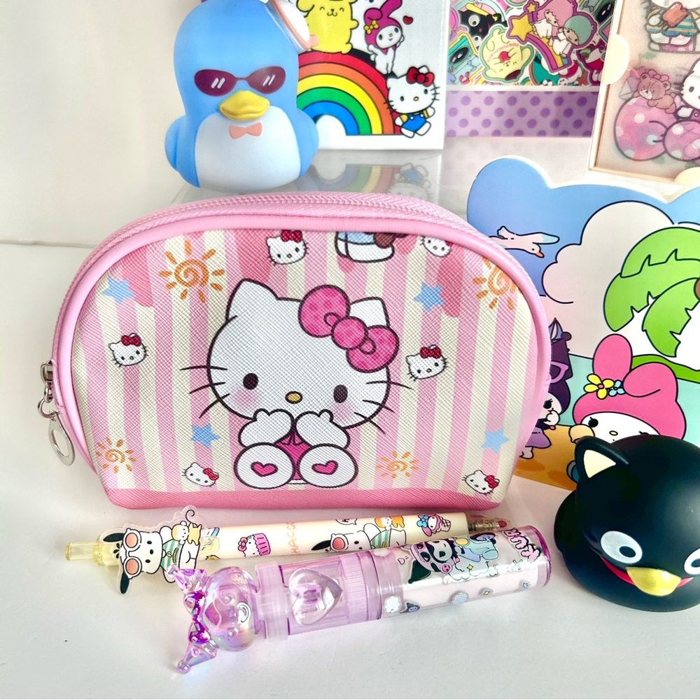💝(HK345) Hello Kitty & Friends 11-Piece Variety Fun Bundle! - Picture 3 of 6